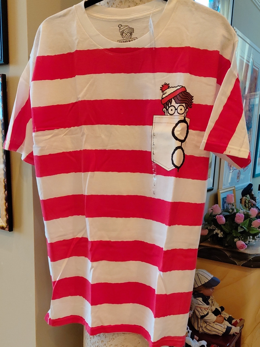 Kohl's Red and White Striped Short Sleeve Tee with Pocket Character